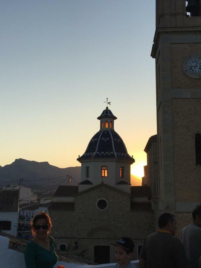 Altea, Callejeando Por Su Casco Antiguo. Екстер'єр фото