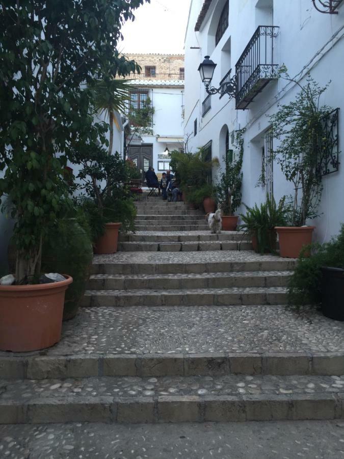 Altea, Callejeando Por Su Casco Antiguo. Екстер'єр фото